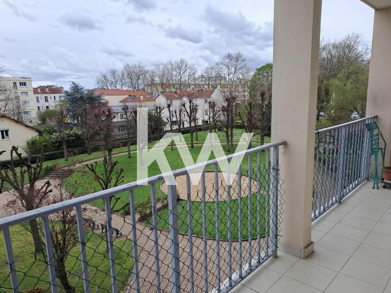 Appartement - 95 m² - 5 pièces