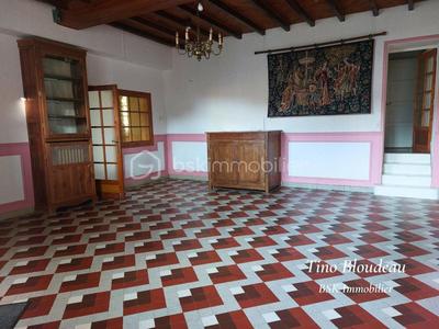 Maison ancienne - 305 m² - 13 pièces