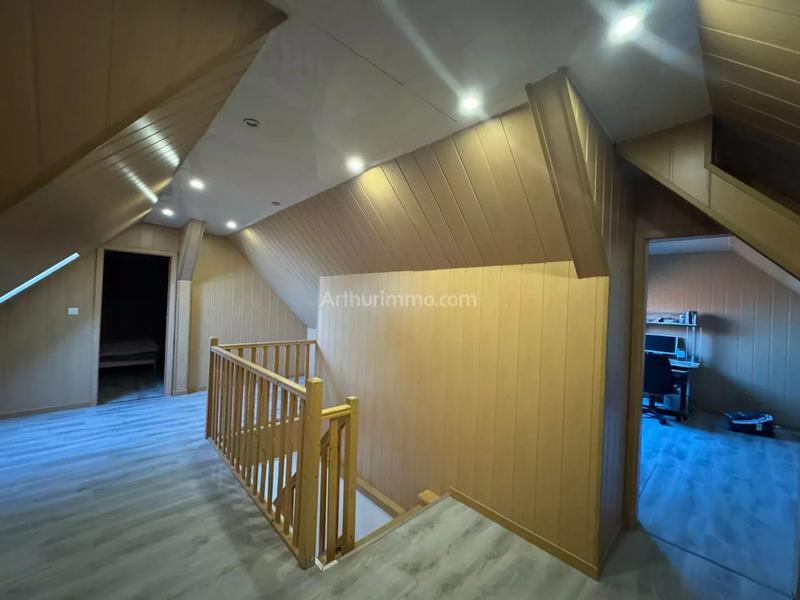 Maison - 312 m² - 12 pièces