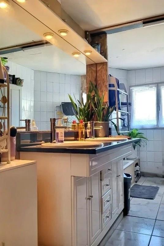 Maison - 250 m² - 9 pièces