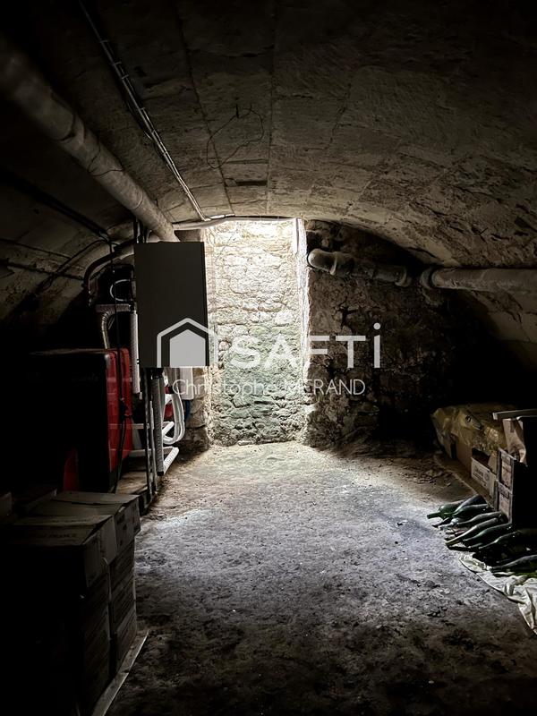 Maison de maîtres - 156 m² - 9 pièces