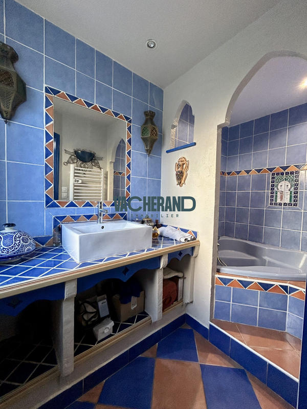 Maison - 96 m² - 5 pièces