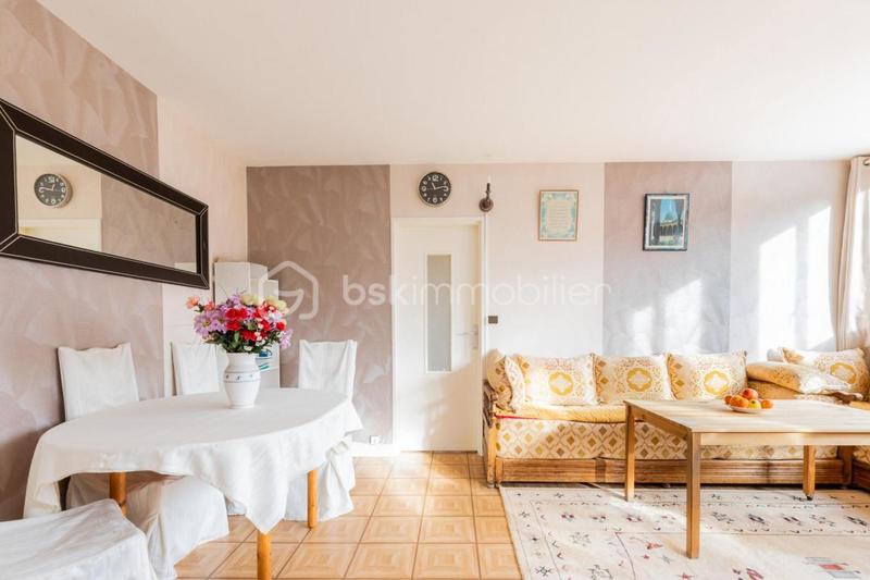 Appartement - 79 m² - 5 pièces