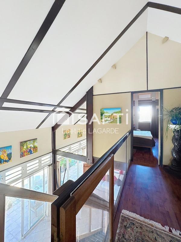 Maison - 146 m² - 6 pièces