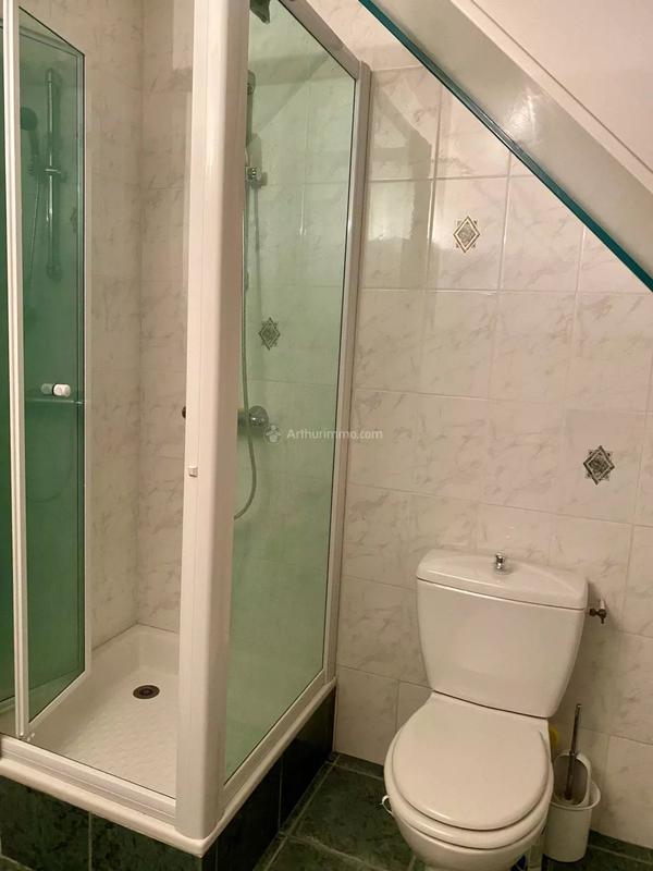 Maison - 198 m² - 7 pièces