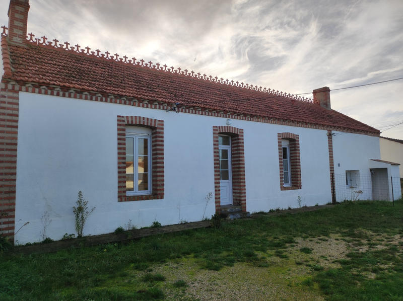 Maison - 95 m² - 5 pièces