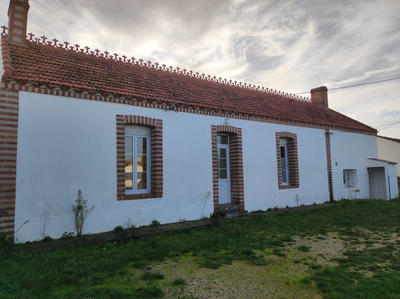 Maison - 95 m² - 5 pièces