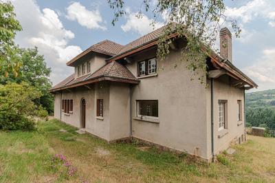 Maison - 246 m² - 8 pièces