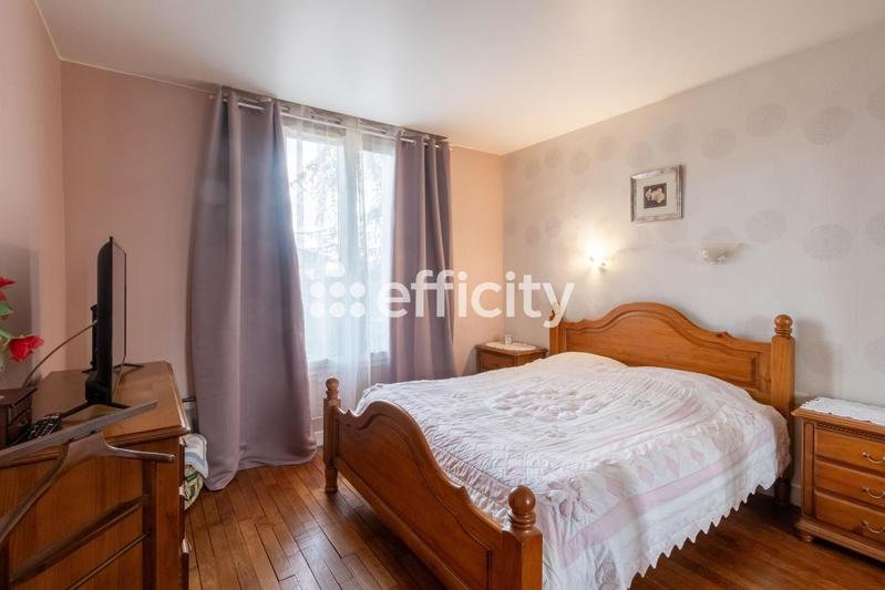 Pavillon - 130 m² - 6 pièces