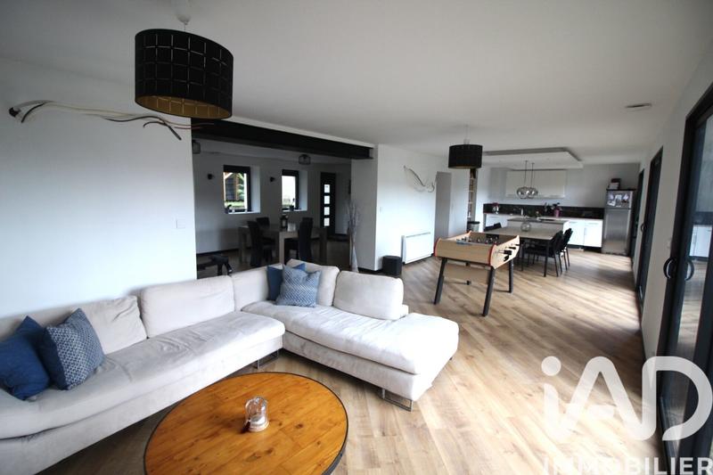 Maison - 177 m² - 6 pièces