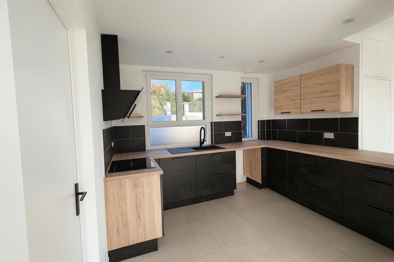 Maison - 108 m² - 4 pièces