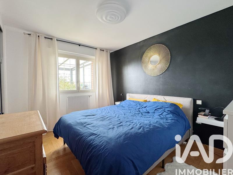 Maison - 300 m² - 8 pièces