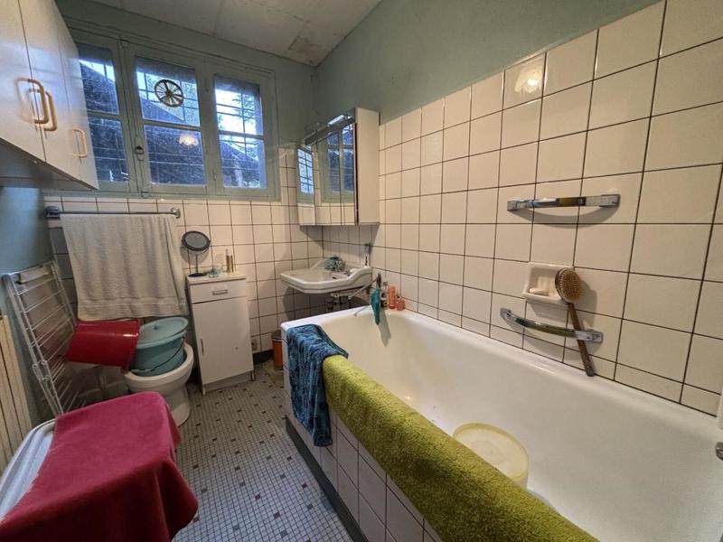 Maison en pierre - 94 m² - 6 pièces