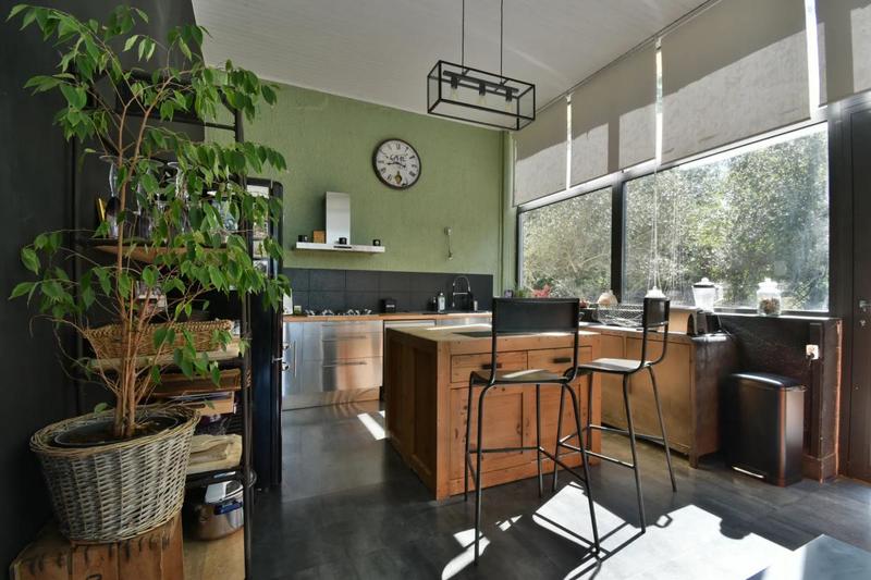 Mas - 296 m² - 8 pièces