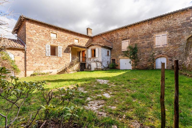 Propriété - 304 m² - 11 pièces