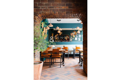 Fonds de commerce - Hôtellerie / Restauration - 150 m²