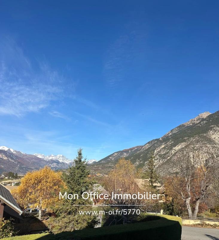 Maison - 210 m² - 7 pièces