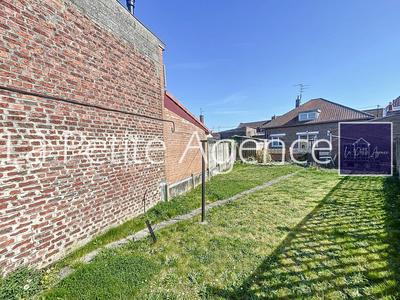 Maison - 83 m² - 4 pièces