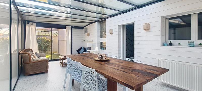 Maison - 174 m² - 7 pièces