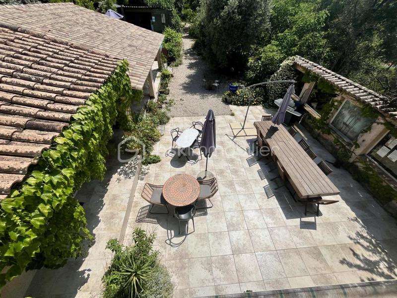 Maison d'architecte - 282 m² - 10 pièces