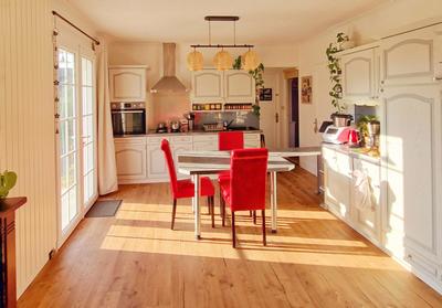 Maison - 133 m² - 7 pièces