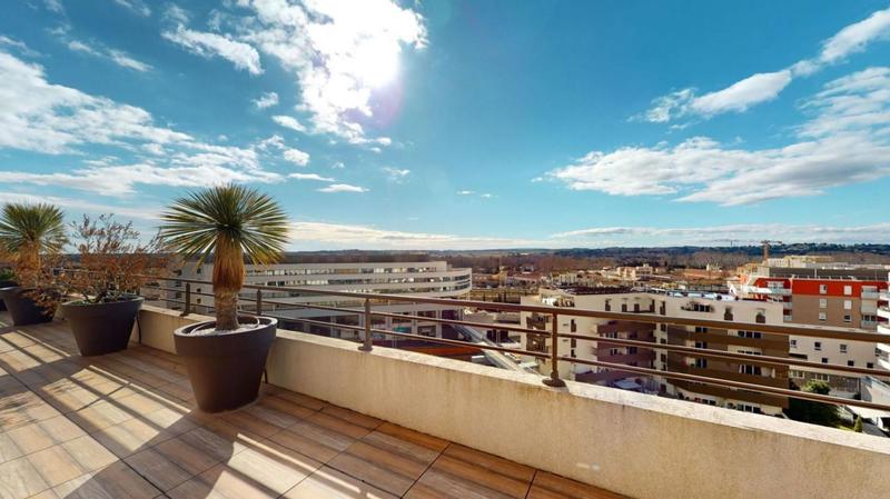 Appartement - 144 m² - 4 pièces