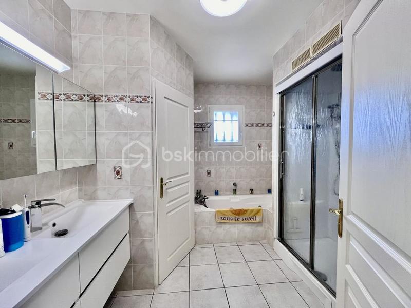 Maison - 160 m² - 5 pièces