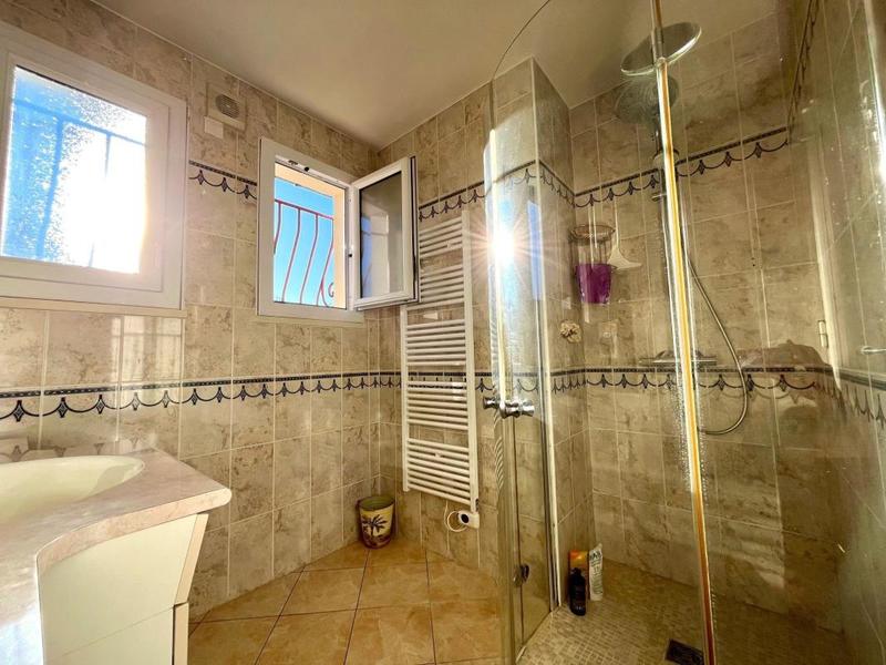 Maison - 147 m² - 6 pièces