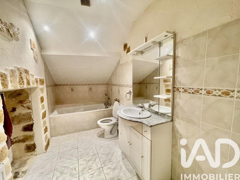 Maison - 170 m² - 8 pièces