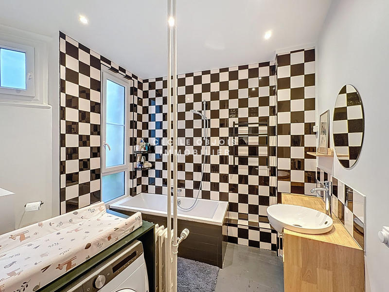 Appartement - 73 m² - 3 pièces