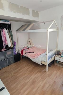 Maison - 300 m² - 14 pièces