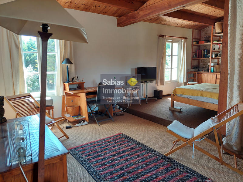 Maison - 167 m² - 7 pièces