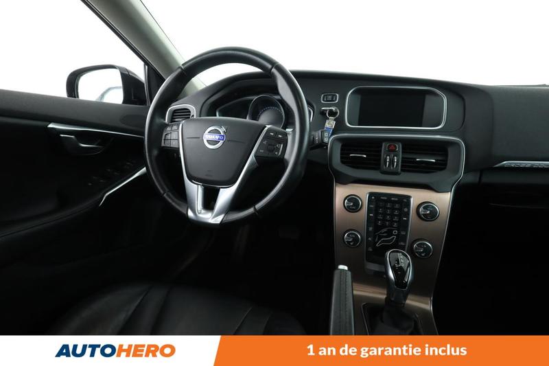 Volvo V40 Cross Country 2.0 D2 Summum Geartronic 120 ch