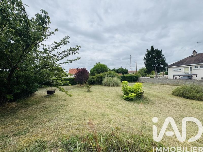 Maison - 230 m² - 8 pièces