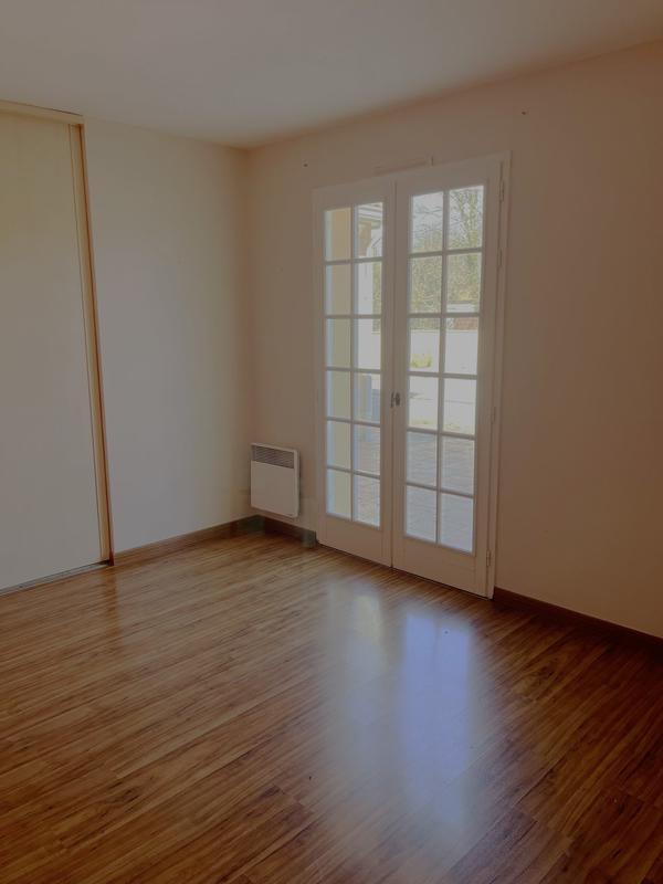 Maison - 180 m² - 7 pièces