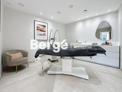 Local commercial - 100 m²