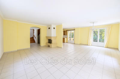 Maison - 117 m² - 6 pièces