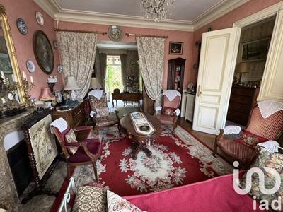 Maison - 192 m² - 10 pièces