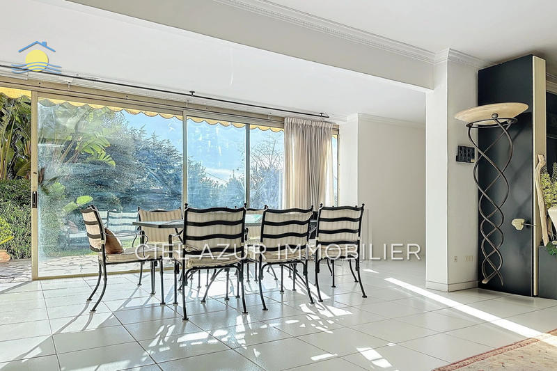 Appartement - 150 m² - 5 pièces