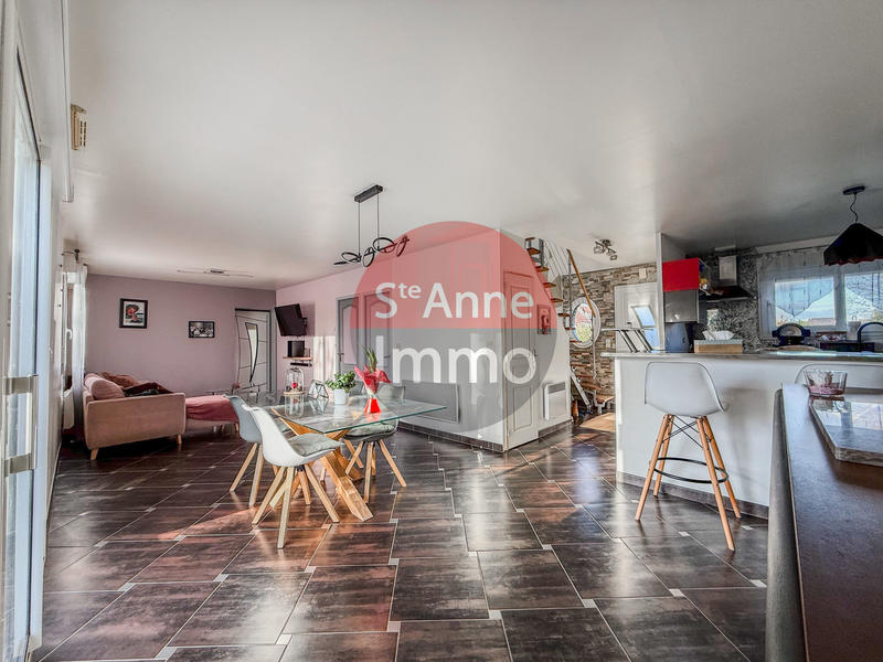 Maison - 125 m² - 5 pièces