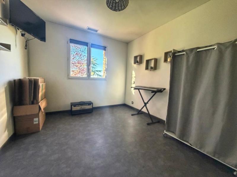 Maison - 136 m² - 5 pièces