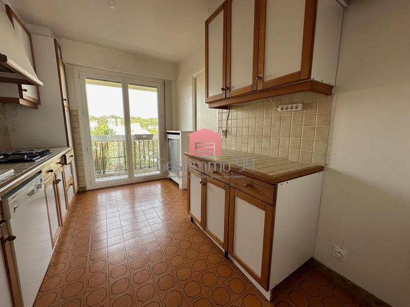 Appartement - 100 m² - 4 pièces