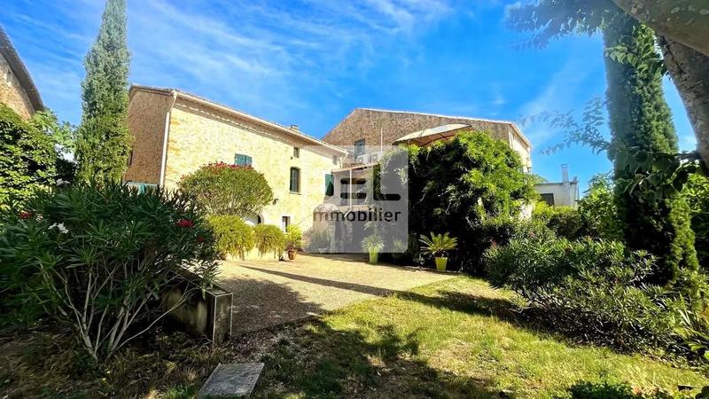 Mas - 310 m² - 10 pièces