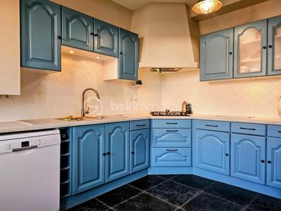 Maison - 170 m² - 7 pièces