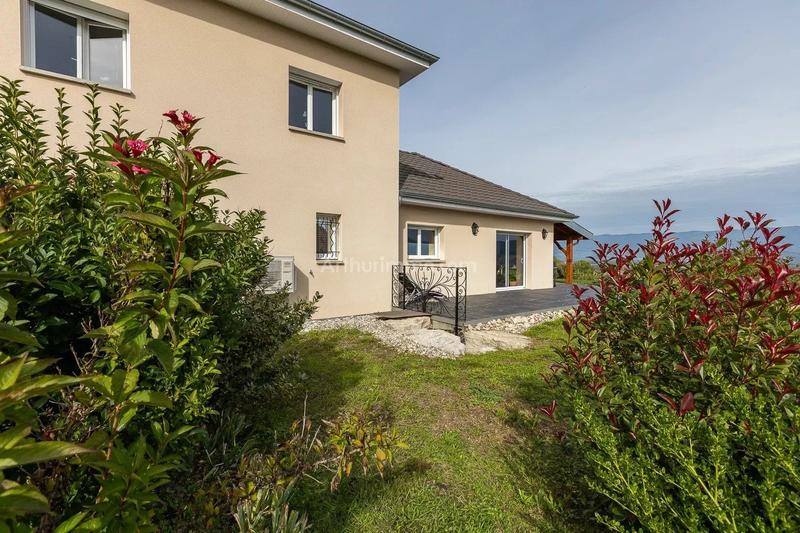 Maison - 125 m² - 5 pièces