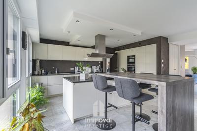 Duplex - 155 m² - 5 pièces