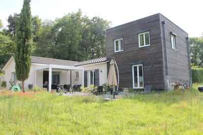 Maison - 191 m² - 9 pièces