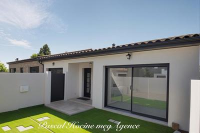 Villa - 90 m² - 4 pièces