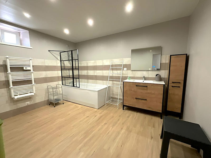 Maison - 166 m² - 6 pièces