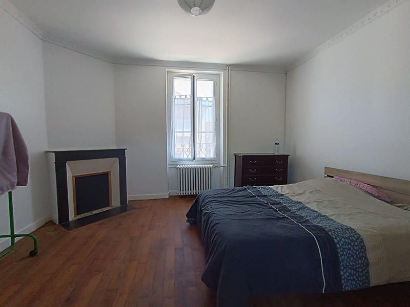 Maison - 226 m² - 8 pièces